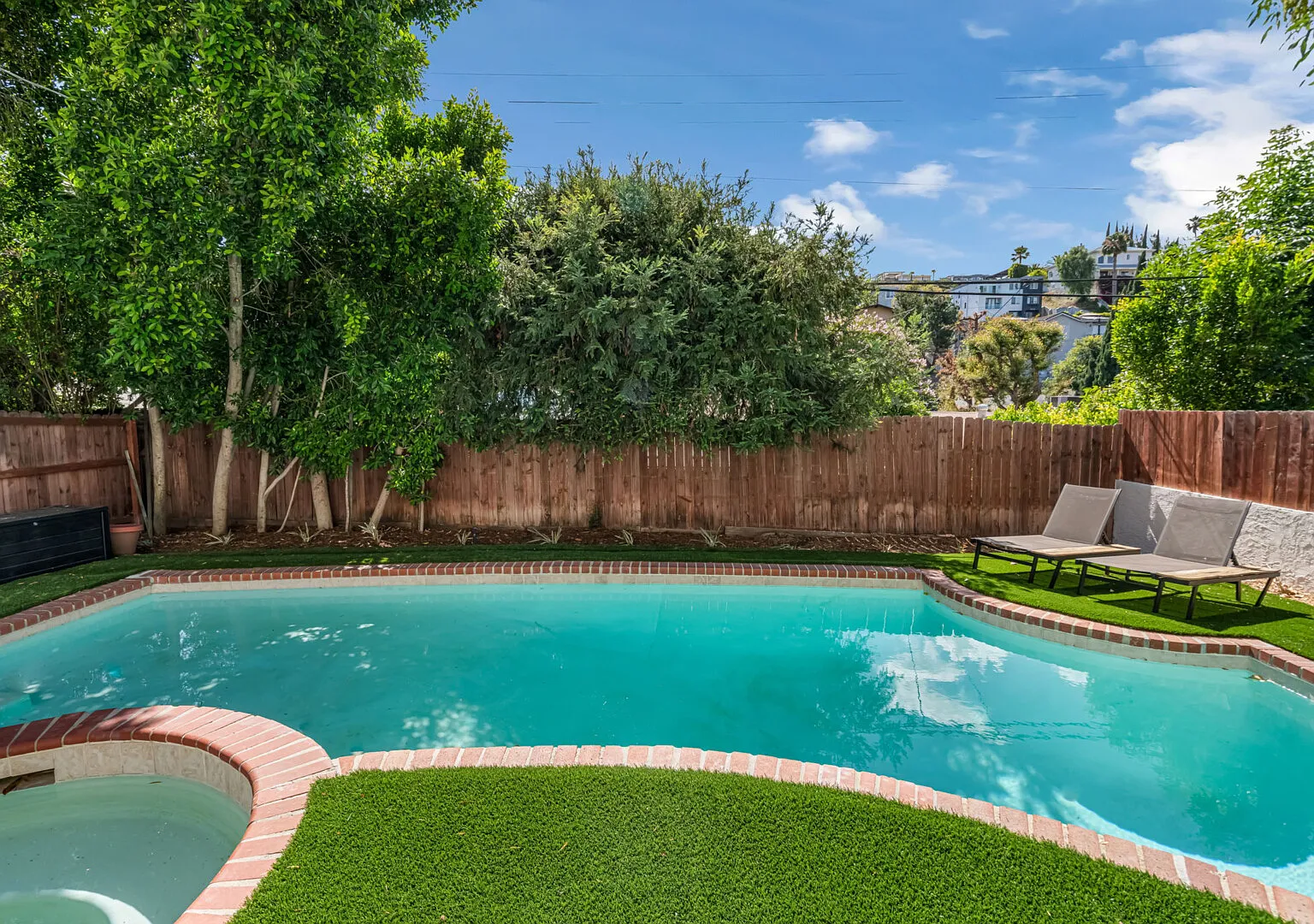 Hillside Luxury Retreat with Pool, Views & Designer Finishes — Photo 4
