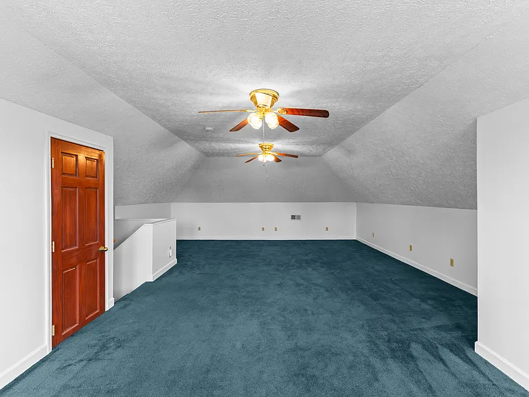 78 Auburn Ave — Photo 33