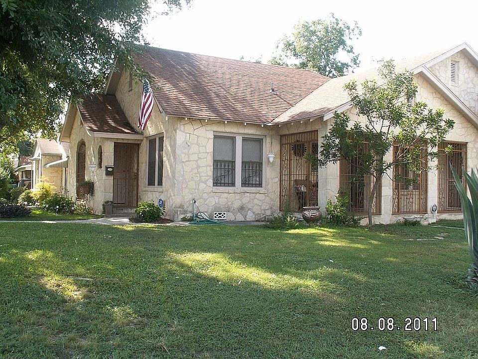 1st image of 303 North Dr