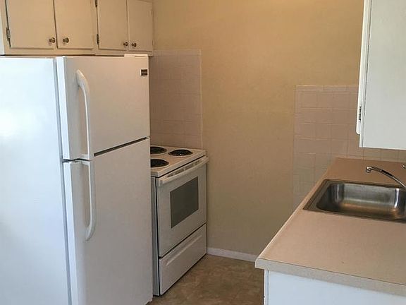 3rd image of 6706 Colony Acres Dr APT A