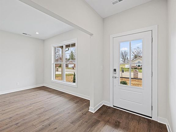 3rd image of 4101 Nina Dr