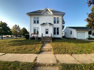 200 E Butler St, Manchester, IA 52057