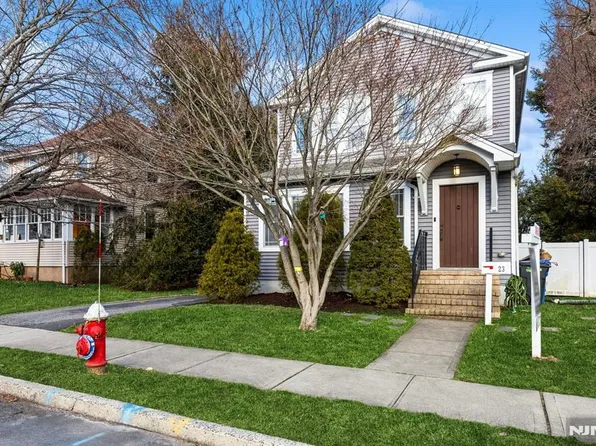 23 Lindley Ave, Tenafly, NJ 07670