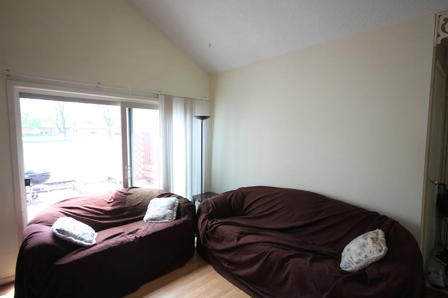 2010 Melrose Dr photo 1