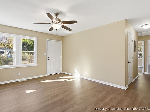5th image of 117 Leona Ave