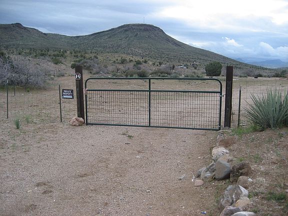 Entrance to Tin Mountain Ranch