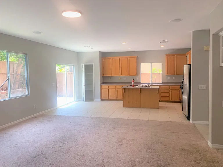 4321 Saddlehorn Way — Photo 5