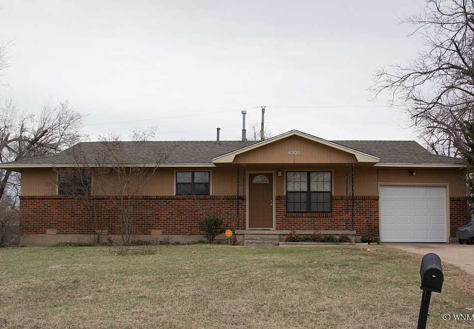 1st image of 4306 NW Williams Ave