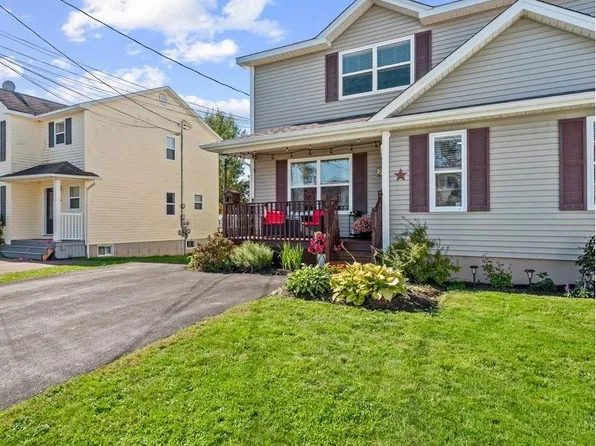 20 Wilderness Ct, Moncton, NB E1G 0H4