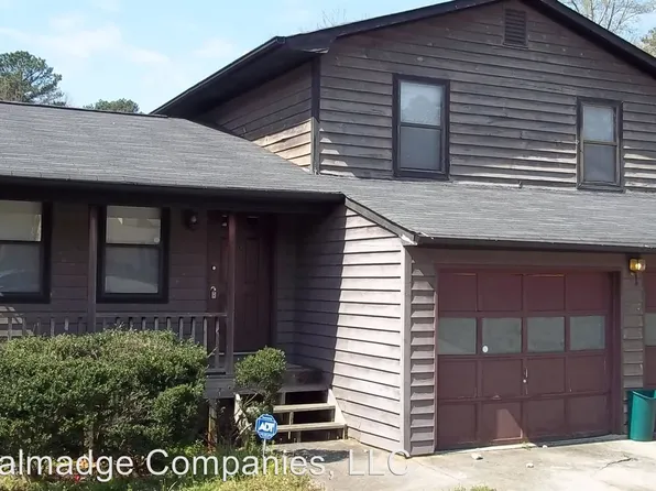 1231 Whitney Pl, Stone Mountain, GA 30088