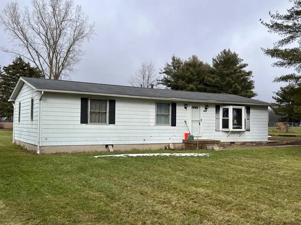 2600 W Lovejoy Rd, Perry, MI 48872