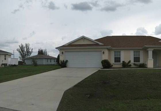 1st image of 907 NE 19th St
