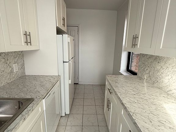 4th image of 6474 Saunders St APT 5