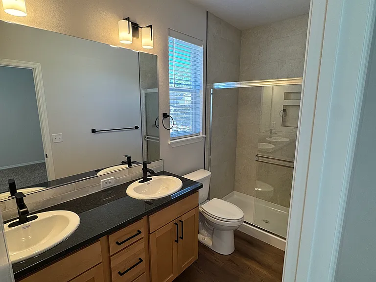 8400 E Rich Ave — Photo 9