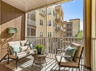 2405 39th Ave NE UNIT 205, Saint Anthony, MN 55421