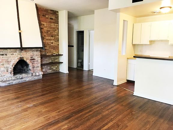 4th image of 959 W Oakdale Ave APT 3E