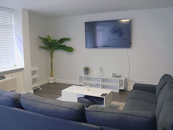 5th image of 7520 Hornwood Dr APT 403W