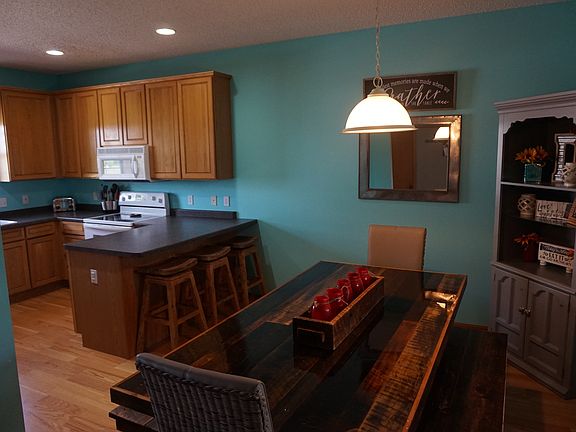 Dining/Kitchen