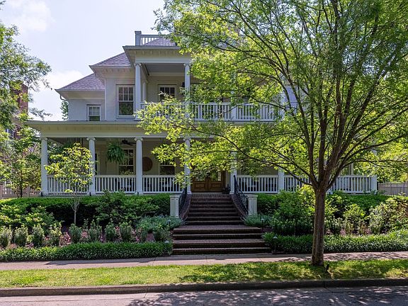 3rd image of 622 Stonewater Blvd