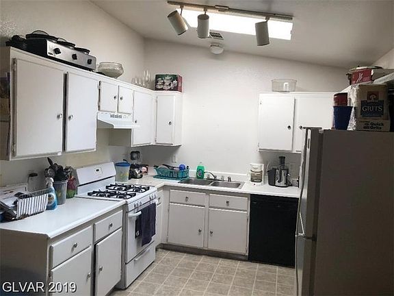 3rd image of 2325 Daisy Hill Ave