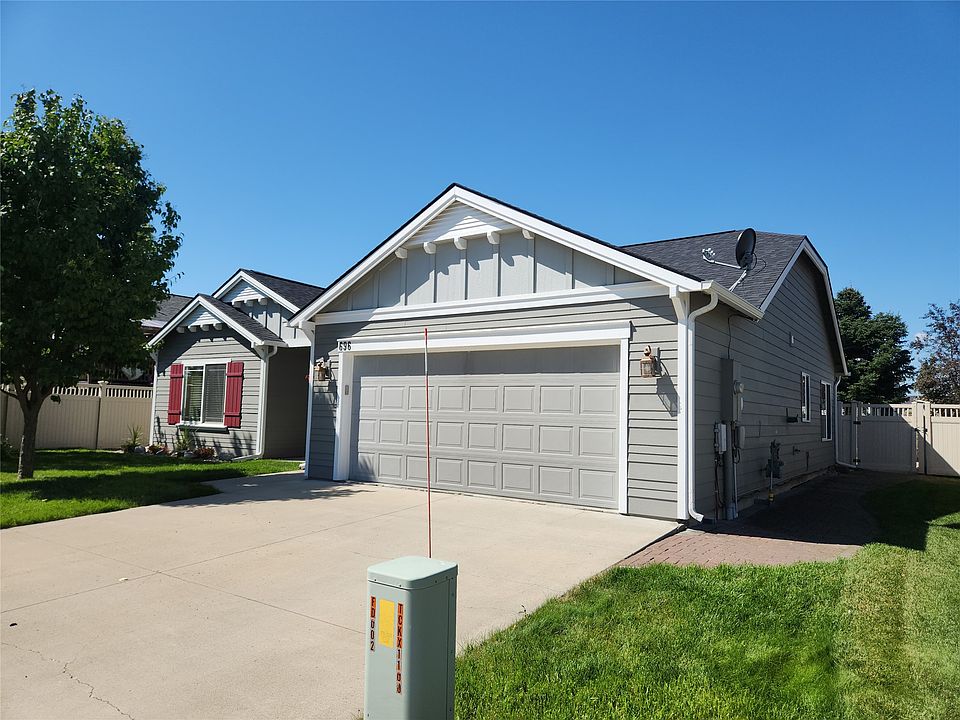 1st image of 696 Mountain View Dr