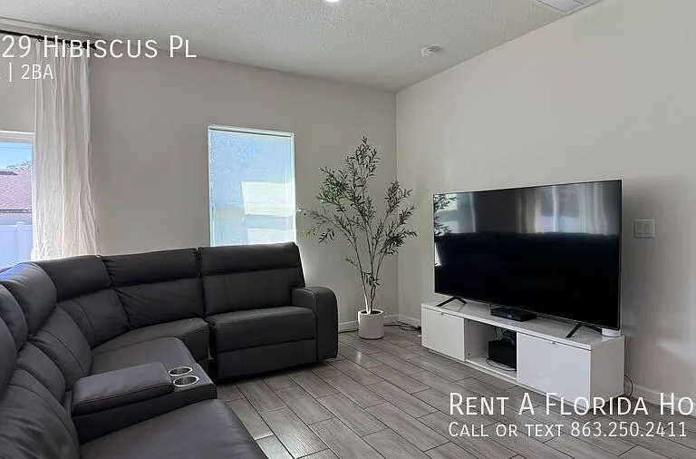 2129 Hibiscus Pl — Photo 10