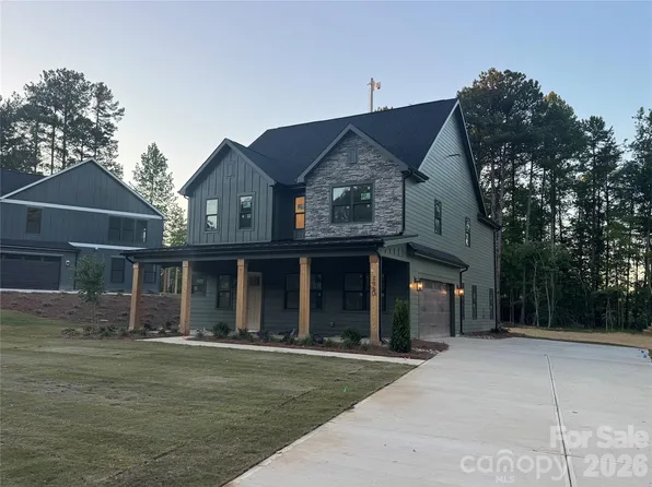 205 Parkdale Dr, Belmont, NC 28012