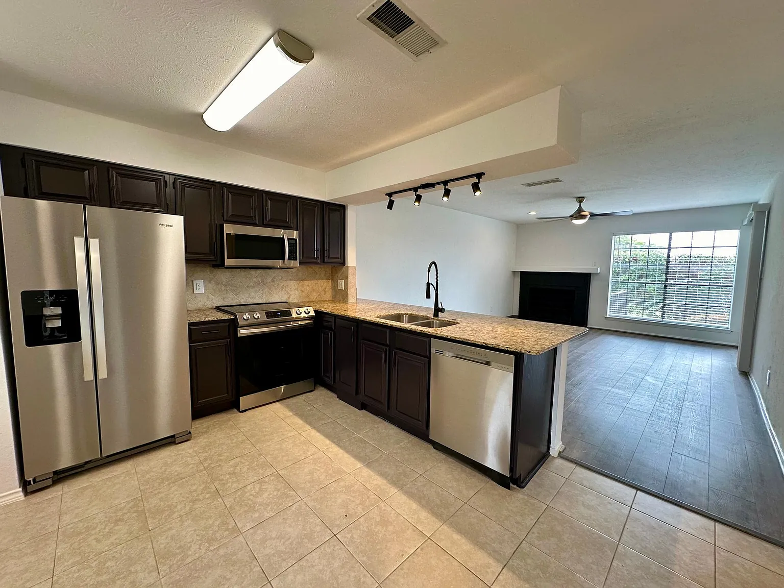 117 Henry M Chandler Dr — Photo 1