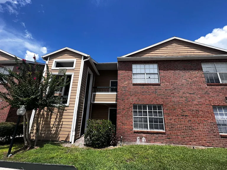 4355 Perkinshire Ln #M-104 — Photo 1