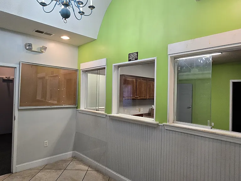 502 E General Stewart Way #1 — Photo 6