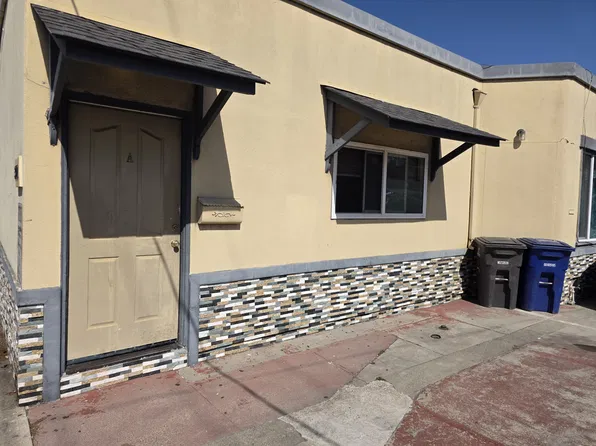 312 Ocean St #A, Santa Cruz, CA 95060