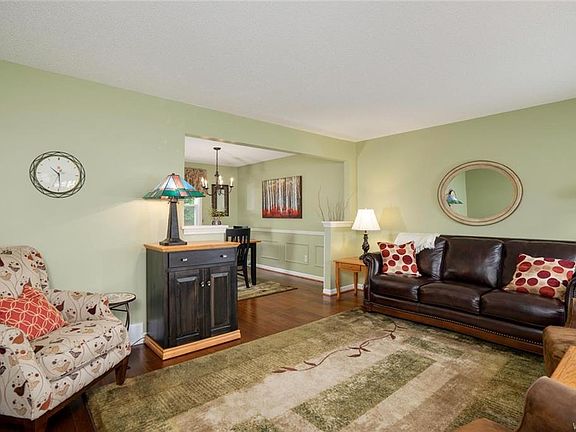 3rd image of 3419 Dolphin Dr