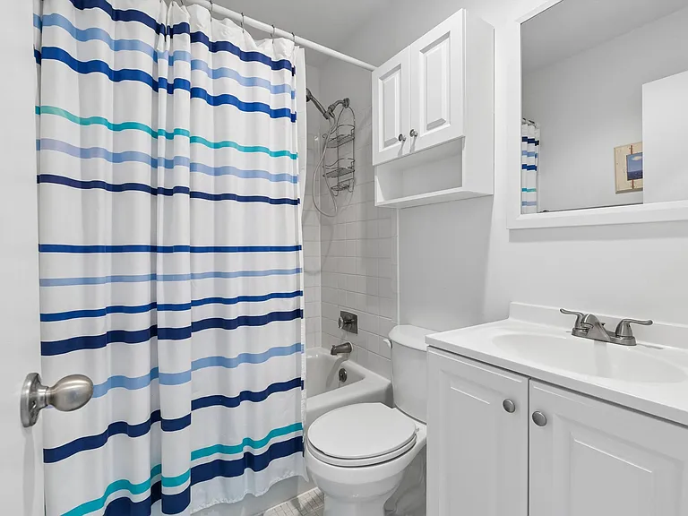 274 Dune Rd — Photo 9