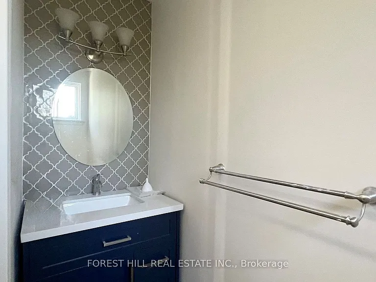 18 Boulding Dr #LOWER — Photo 4