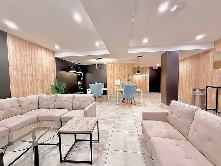 2917 Snyder Ave #4F — Photo 6