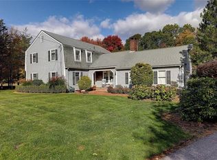 35 Peeptoad Rd, Scituate, RI 02857