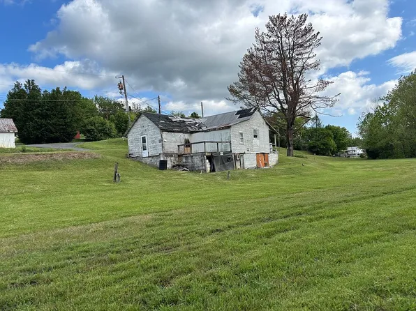 223 Old Thomas Bridge Rd, Bristol, TN 37618