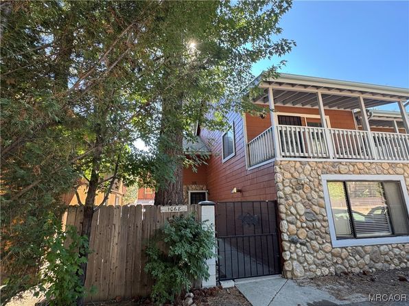 1068 Cherokee St