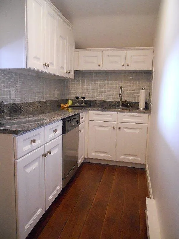 Bowdoin School Apartments — Photo 3