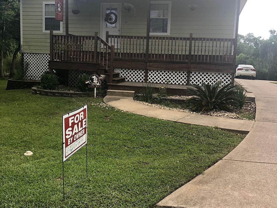 1st image of 808 Herrick Ave