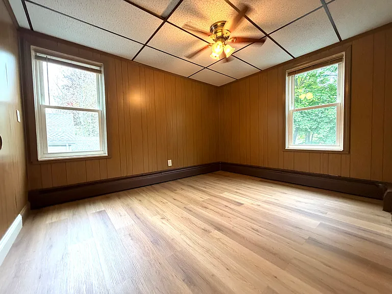 176 Laurel Hill Ave #1 — Photo 9