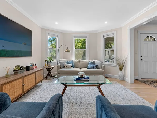 60 Pearson Ave #60, Somerville, MA 02144