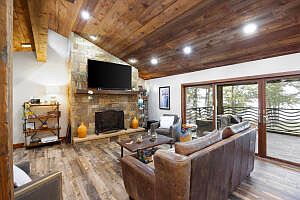 5th image of 102 Lakeview Dr