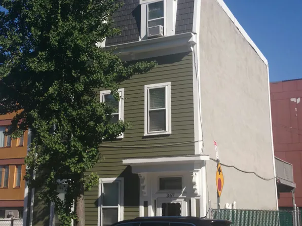 367 East St, South Boston, MA 02127