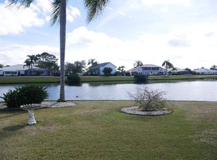 1724 S Pebble Beach Blvd, Sun City Center, FL 33573