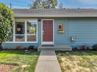 9304 32nd Ave SW, Seattle, WA 98126