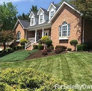 2nd image of 1215 Forest Dr