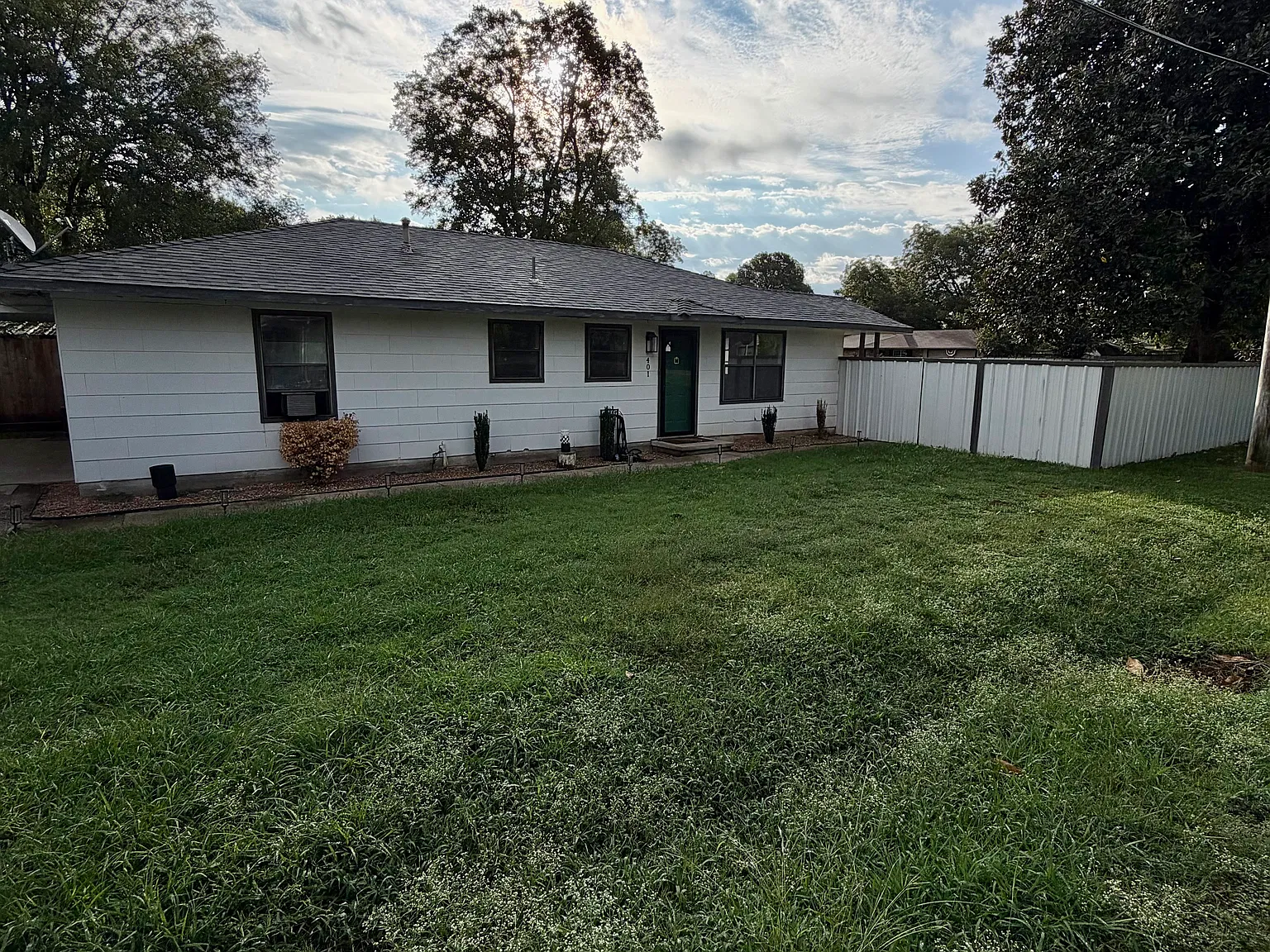 2 bed, 1196 sqft, $1,200 — Photo 1