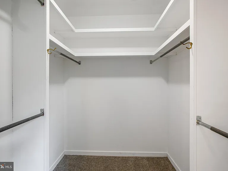 3406 Woodvalley Dr — Photo 37