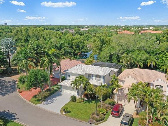 3rd image of 8831 Springwood Ct